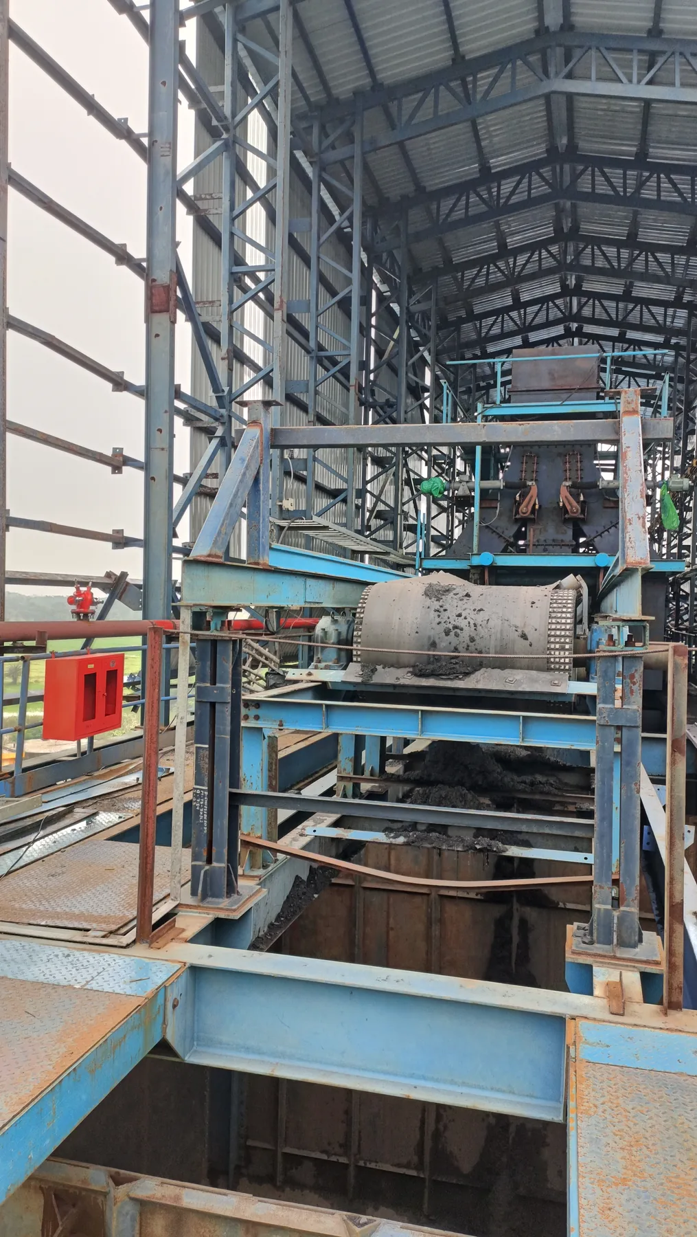 Industrial processing equipment with fire protection cabinet installed